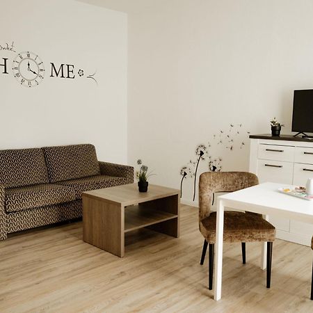 Porse Appartements Maagdenburg Buitenkant foto